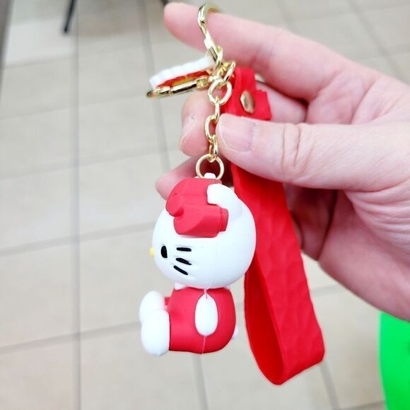 Brand New Red Hello Kitty Keychain - Picture 4 of 5